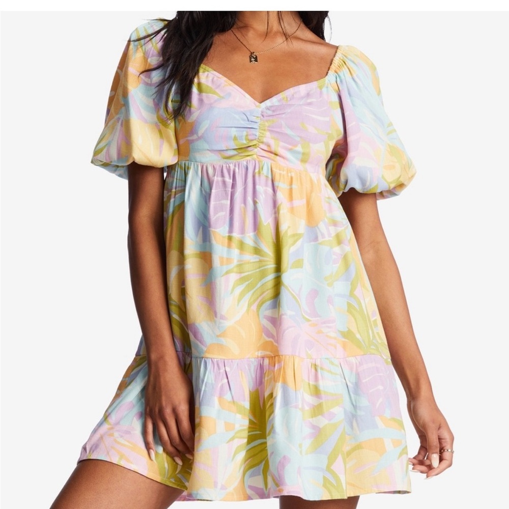 Billabong Pastel Palm-Print Puff Sleeve Midi Dress in Yellow size m